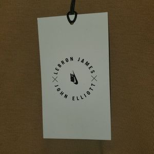 Lebron James John Elliott Pullover